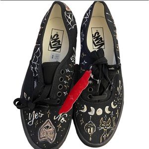 NWT Hand Painted Witchy Black Vans  Women’s Size 9